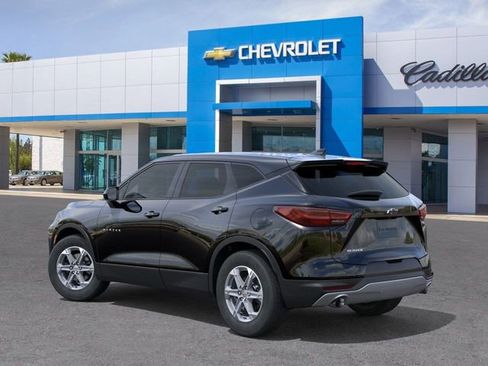 New 2026 Chevrolet Blazer LT image 4