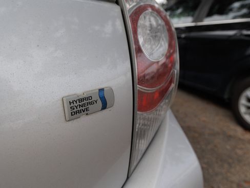 Used 2014 Toyota Prius C Four image 11