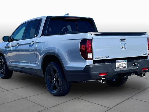 Used 2023 Honda Ridgeline Black Edition image 11