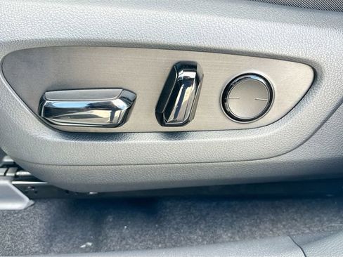 New 2026 Lexus RX 450h AWD image 26