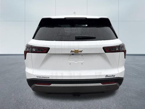 New 2026 Chevrolet Equinox LT w/ Safety and Technology Package image 3