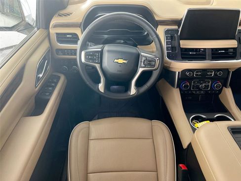 Used 2024 Chevrolet Tahoe Premier w/ Premium Package AWD/4WD image 24