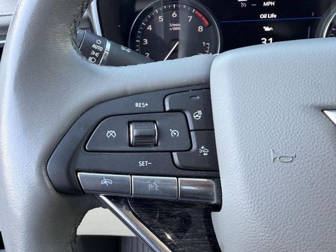 Used 2023 Cadillac XT6 Premium Luxury w/ Technology Package FWD image 18