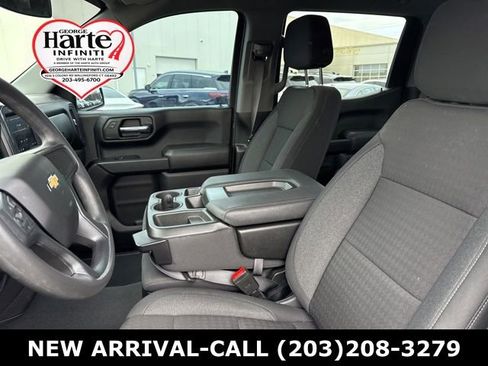 Used 2024 Chevrolet Silverado 1500 Custom w/ LPO, Dark Essentials Package image 5