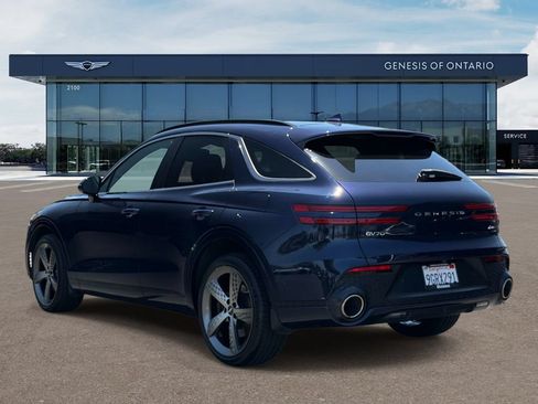 Used 2023 Genesis GV70 2.5T w/ Sport Prestige Package AWD/4WD image 2