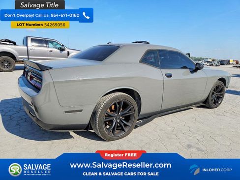 Used 2018 Dodge Challenger SXT w/ Blacktop Package RWD image 4