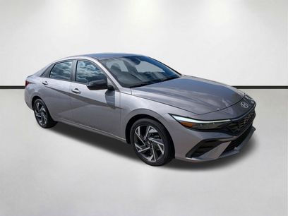 Used 2025 Hyundai Elantra SEL