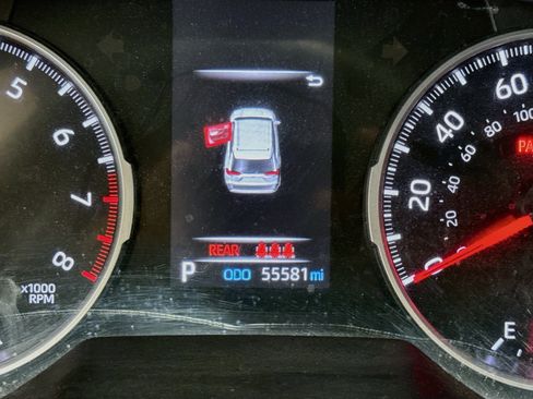 Used 2022 Toyota RAV4 LE FWD image 18