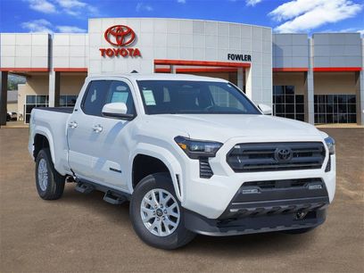 New 2025 Toyota Tacoma SR5