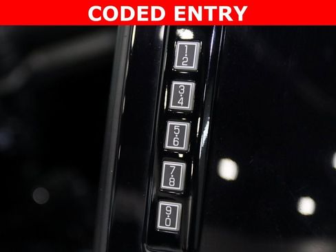 Used 2022 Ford F150 XLT w/ Equipment Group 302A High image 13