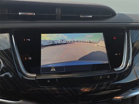 Used 2025 Cadillac XT6 Premium Luxury image 27