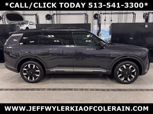 New 2027 Kia Telluride S image 2