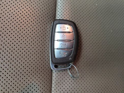 Used 2021 Hyundai Tucson Limited AWD/4WD image 32