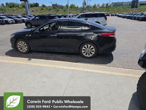 Used 2016 Kia Optima EX w/ Premium Package FWD image 10