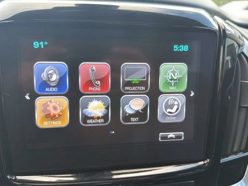Used 2019 Chevrolet Traverse LT w/ LT Premium Package AWD/4WD image 27