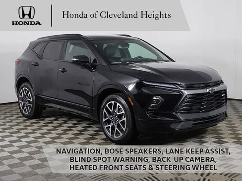 Used 2025 Chevrolet Blazer RS FWD image 1