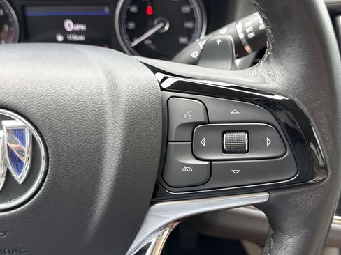 Used 2024 Buick Enclave Essence w/ Technology Package FWD image 22
