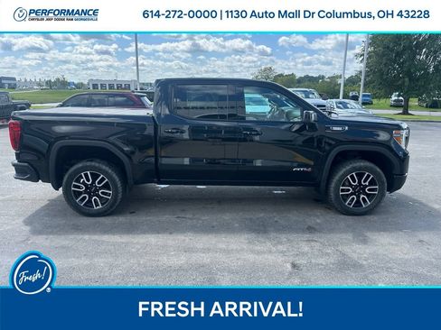 Used 2021 GMC Sierra 1500 AT4 w/ AT4 Premium Package AWD/4WD image 3