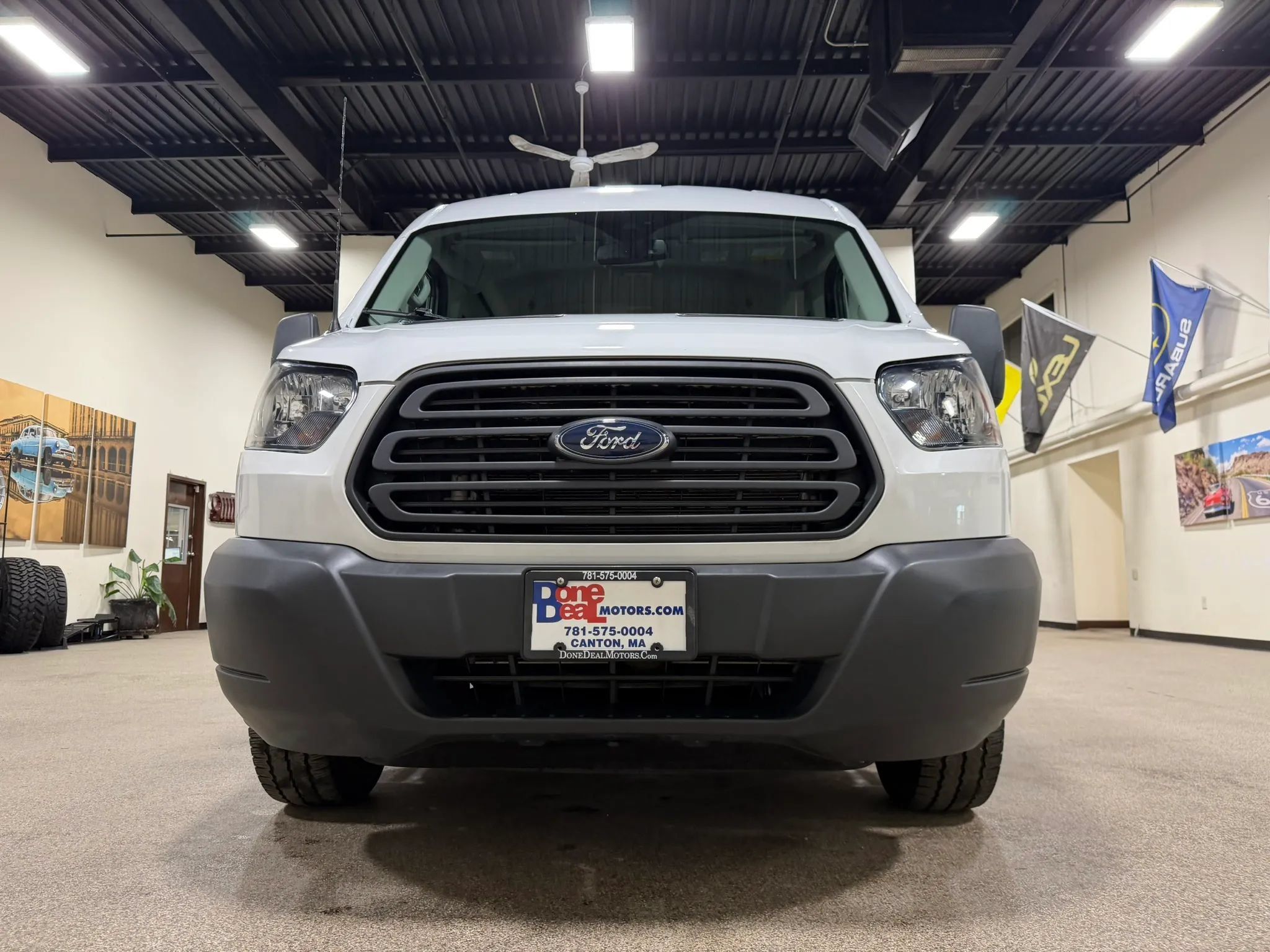 Used 2018 Ford Transit 150 XL RWD image 13