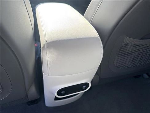 New 2026 Hyundai Ioniq 5 SEL image 17