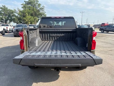 Used 2023 Chevrolet Silverado 1500 ZR2 w/ ZR2 Bison Edition AWD/4WD image 7