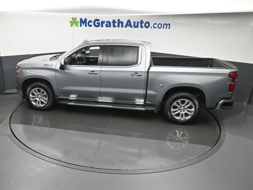 Used 2024 Chevrolet Silverado 1500 LTZ AWD/4WD image 24