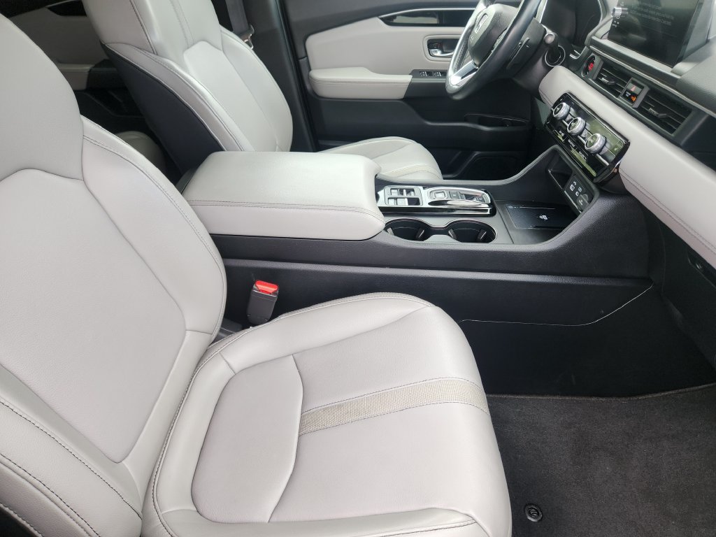 Used 2023 Honda Pilot EX-L image 13