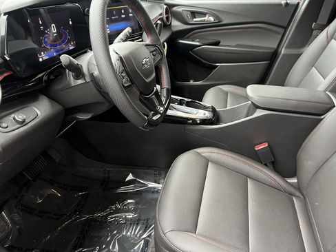 Used 2026 Chevrolet Trax RS w/ Driver Confidence Package image 14