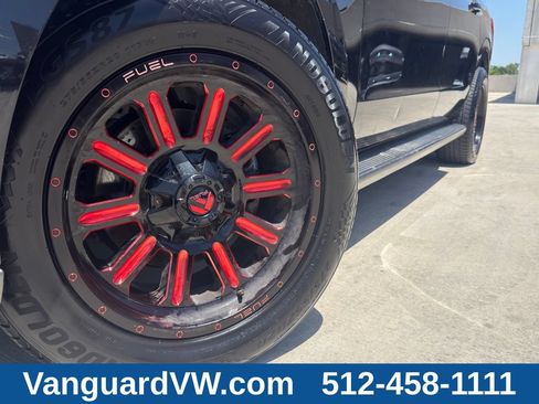 Used 2019 Ford Expedition Max XLT RWD image 4