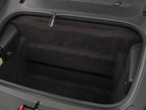 Certified 2018 Porsche 911 GT3 image 11