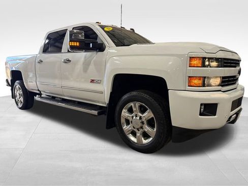 Used 2019 Chevrolet Silverado 2500 LTZ w/ Duramax Plus Package image 8