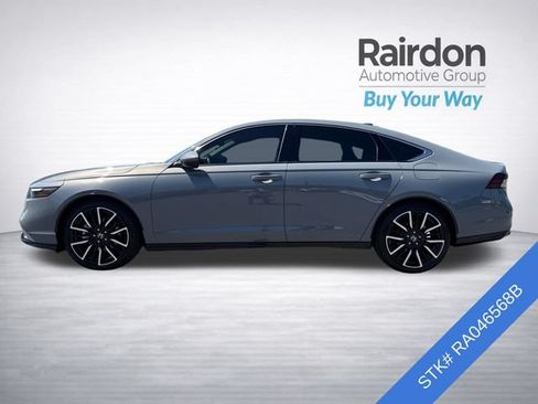Used 2024 Honda Accord Touring image 4
