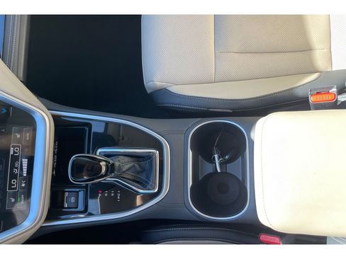 Certified 2023 Subaru Outback Limited image 30