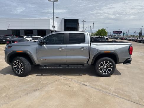 Used 2023 GMC Canyon AT4 w/ AT4 Premium Package image 18
