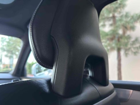 Used 2016 Volvo XC90 T6 R-Design w/ Vision Package image 44