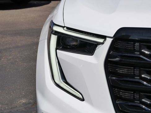 New 2026 GMC Acadia Elevation w/ Black Edition AWD/4WD image 4