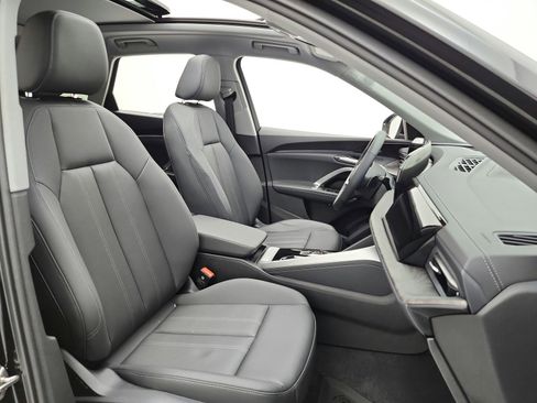 Used 2025 Audi Q5 Premium Plus w/ Premium Plus AWD/4WD image 19