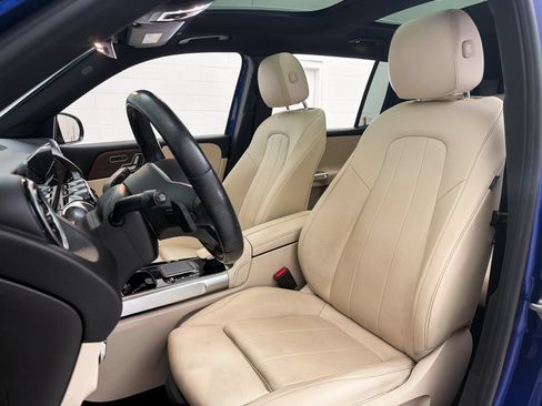 Used 2021 Mercedes-Benz GLB 250 image 19