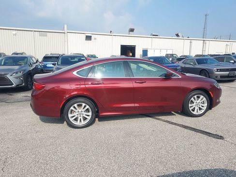 Used 2016 Chrysler 200 Limited FWD image 8