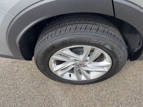 Used 2024 Buick Envista Preferred w/ Convenience II Package image 10