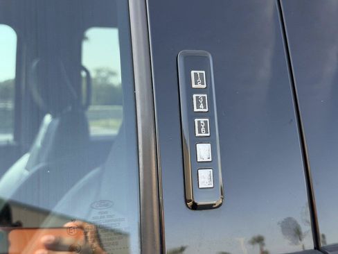 Used 2018 Ford F150 Raptor w/ Equipment Group 801A Mid AWD/4WD image 14