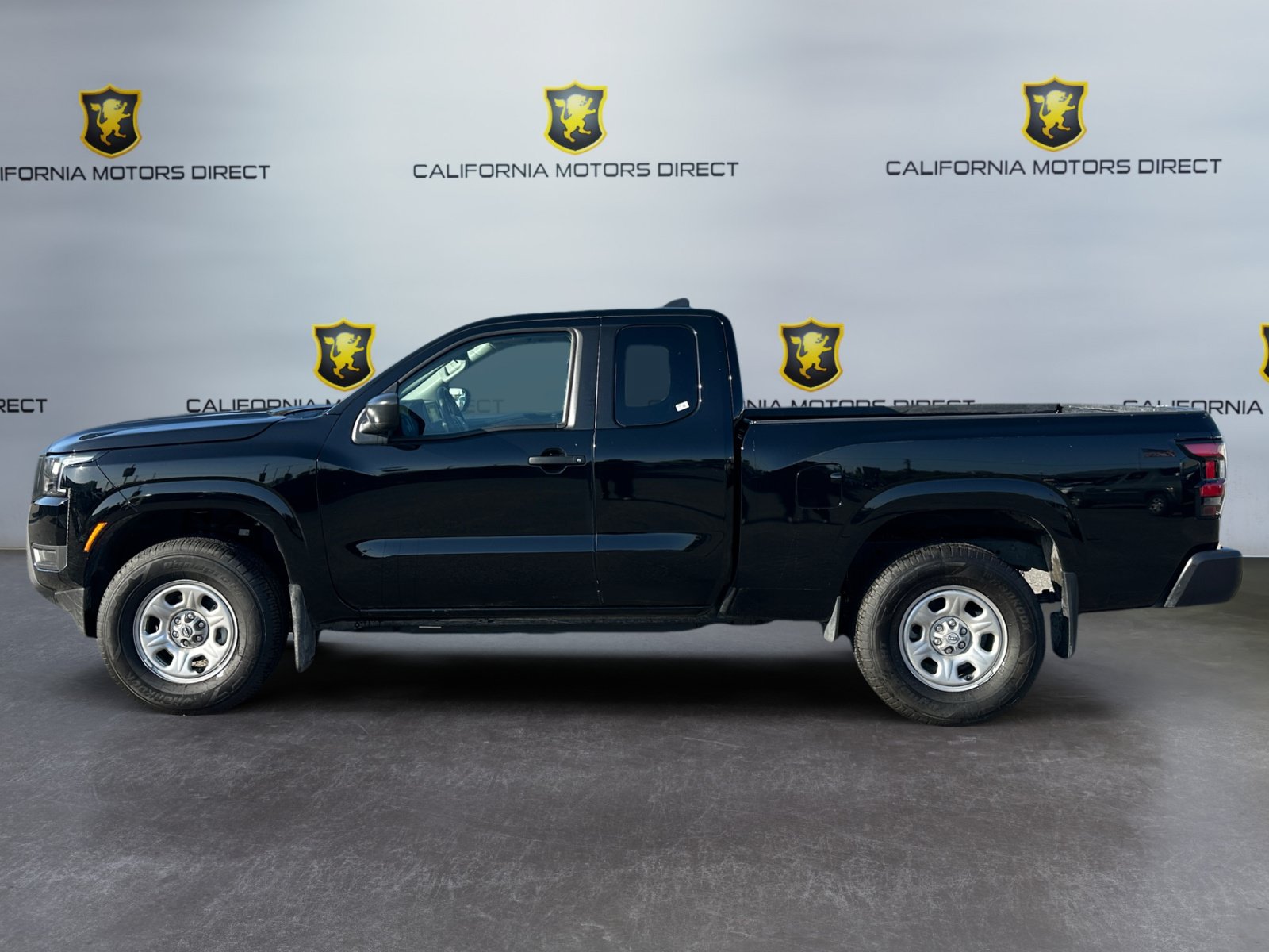 Used 2026 Nissan Frontier S AWD/4WD image 2