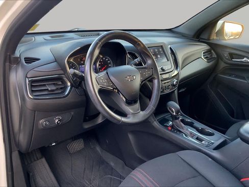 Used 2022 Chevrolet Equinox RS w/ LPO, Floor Liner Package FWD image 16
