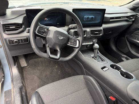 Used 2026 Ford Mustang Coupe RWD image 12