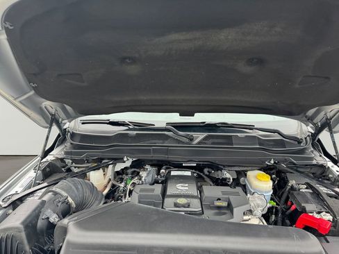 Used 2024 RAM 2500 Big Horn image 9