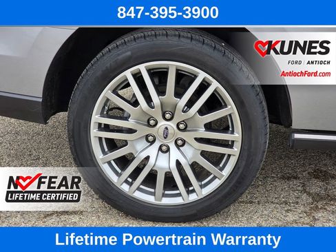Used 2024 Ford Expedition Limited image 10