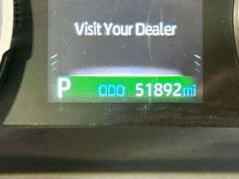 Used 2021 Toyota RAV4 XLE Premium FWD image 10