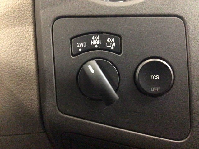 Used 2010 Ford F250 XLT AWD/4WD image 24