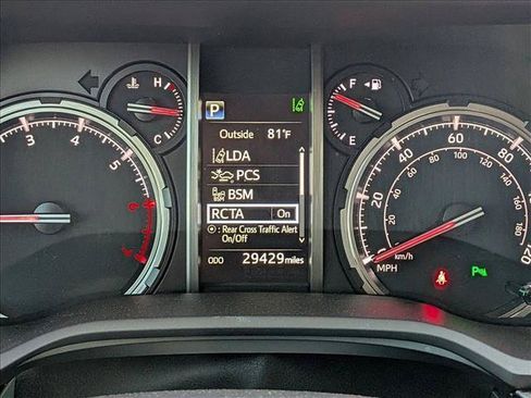 Used 2024 Toyota 4Runner Limited AWD/4WD image 8