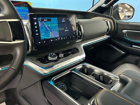 New 2026 Ford Expedition Tremor image 21